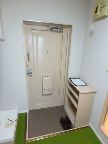 ロイヤルマンション植松 玄関