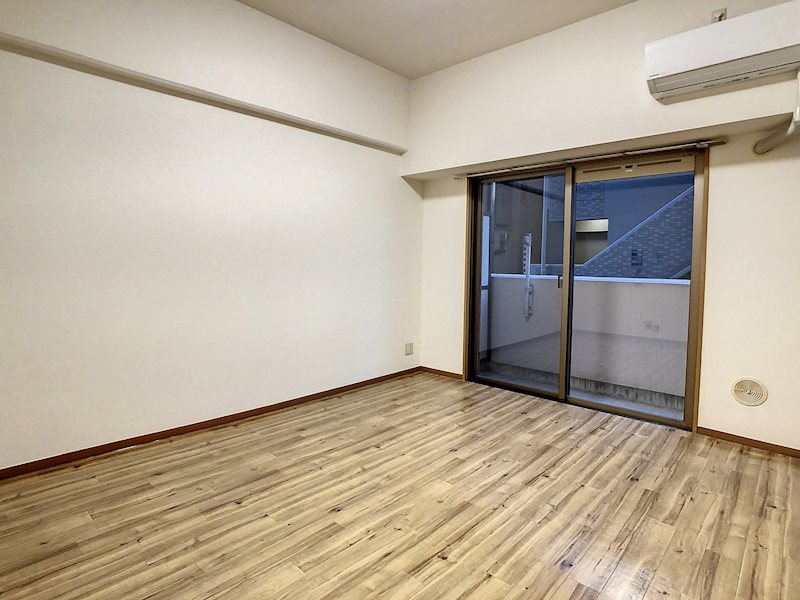 エストメンツ中央 リビング