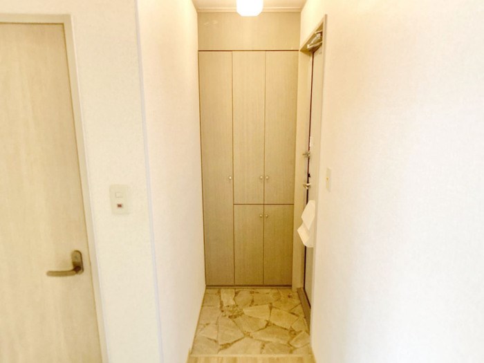 セジュールヴェガ 玄関