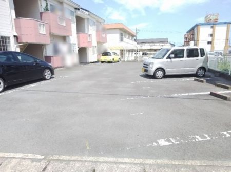 アーバンハイツ 駐車場
