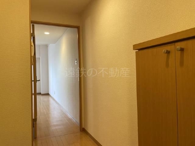 イーストコート 玄関