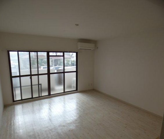 アムラートハウスＢ リビング