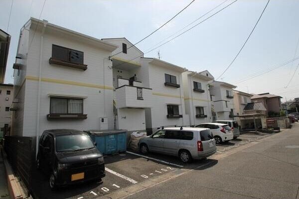 五平ハイツD 201号室 外観