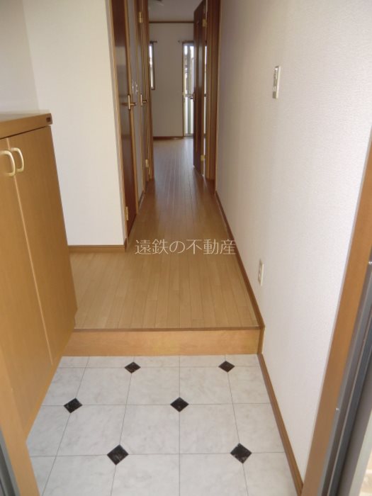 スプルース下俣 玄関