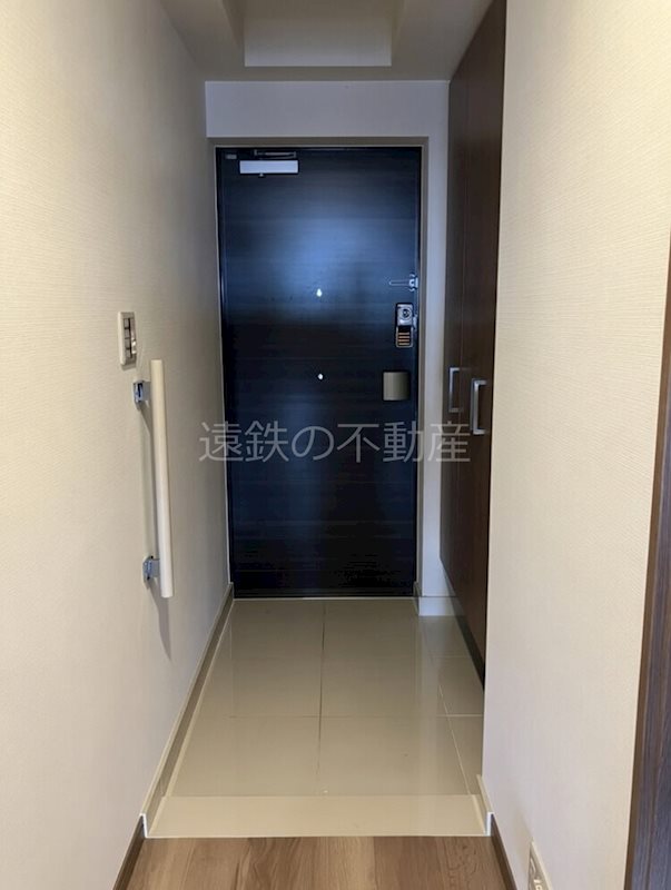 プレサンスロジェ浜松(1301)  玄関