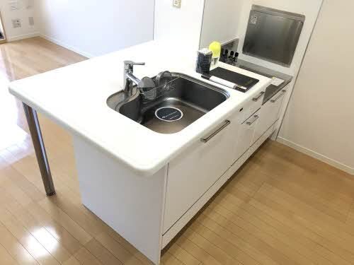 アンシャンテ キッチン