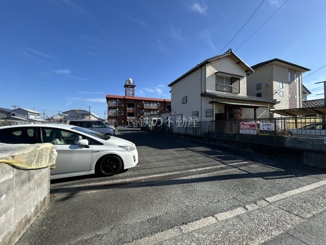 レジデンス曳馬 駐車場