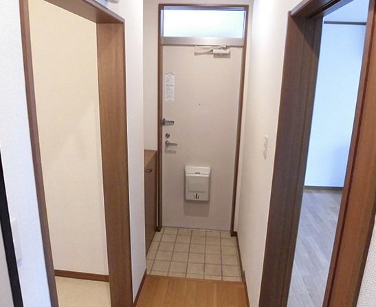 フォレストⅡ 玄関