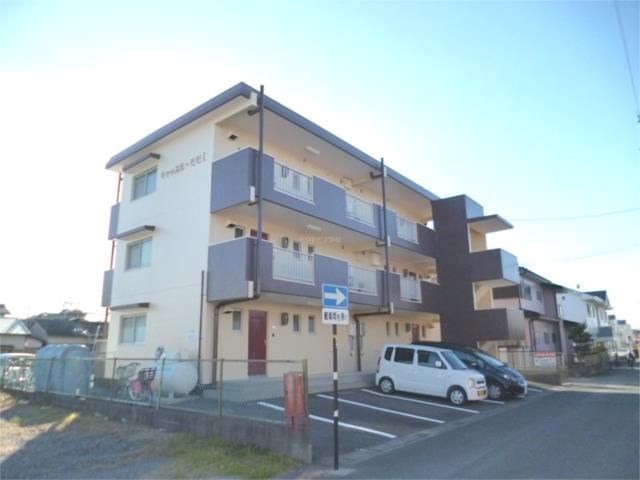 キャッスルモモⅠ 駐車場