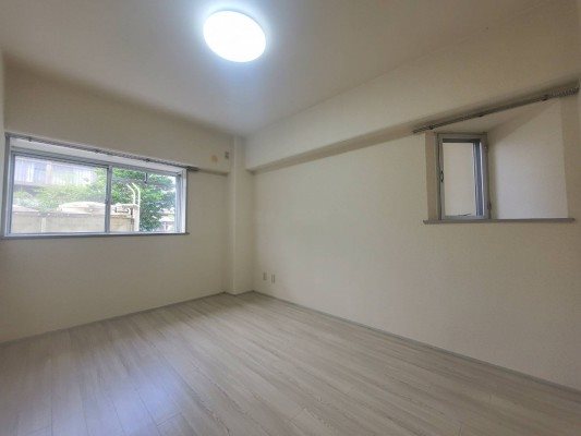 ロイヤルマンションⅠ ベッドルーム