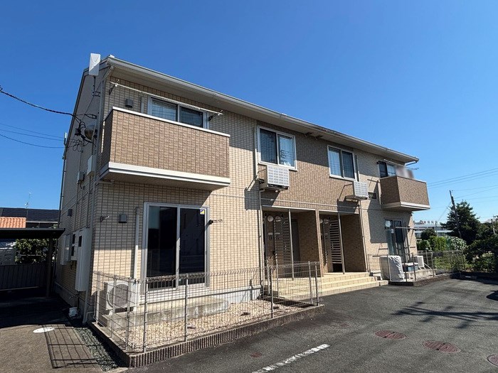 セレーナ 201号室 外観