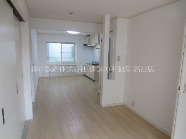 メゾントーマスⅠ リビング