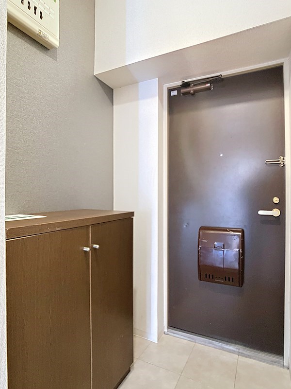 パルプラザ栄 玄関