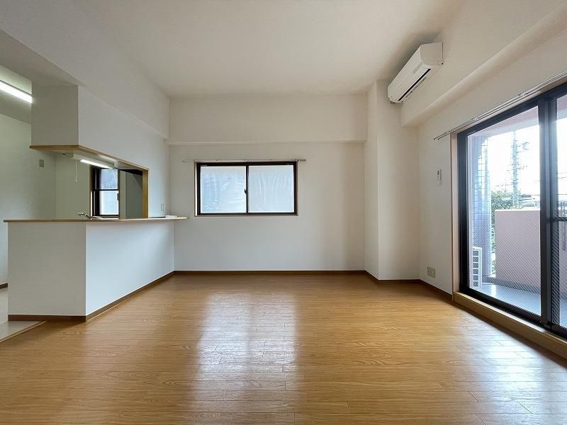 N.ハイヒルズ リビング