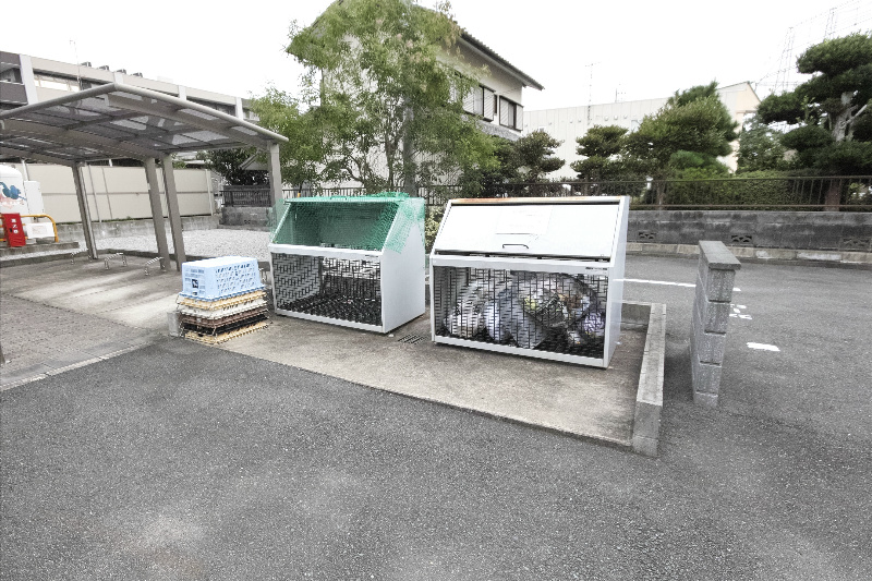 パークサイドサイワイ その他