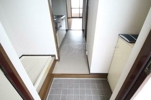 ドミールⅤ 玄関