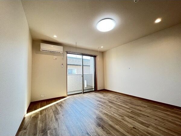 ラフィネユーリン リビング