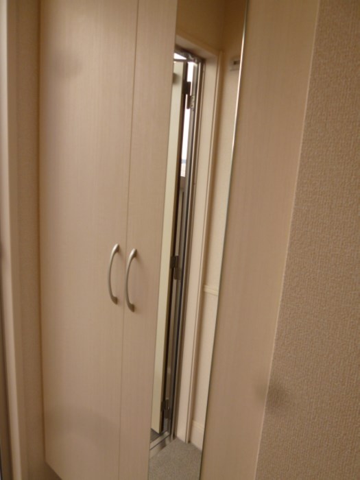 グランドゥール　A 玄関