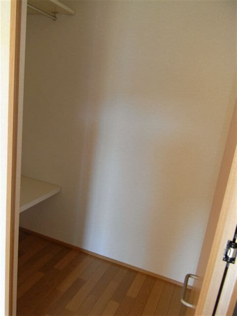 ドエル志都呂A 収納