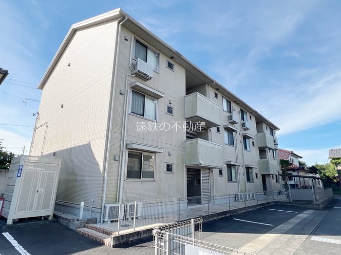 リュミエール・ソレール 303号室 外観