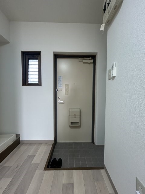 ハイライズ細島Ⅱ 玄関