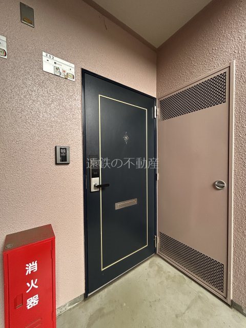 ファミール エントランス