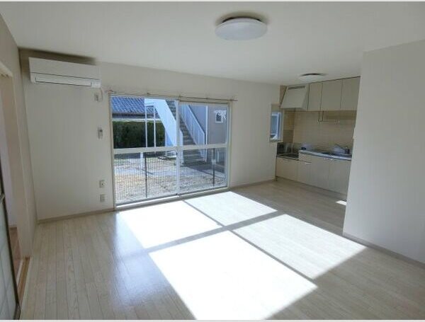 コリーナ蜆塚 リビング