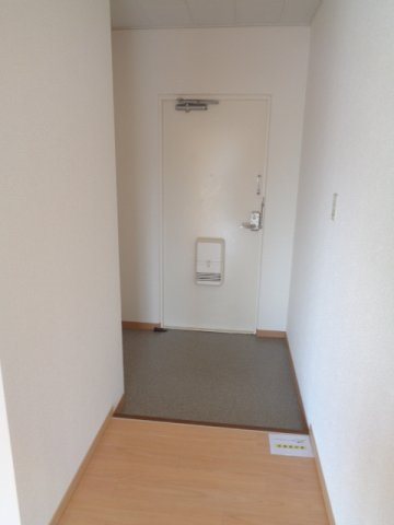 ストークマンション 玄関