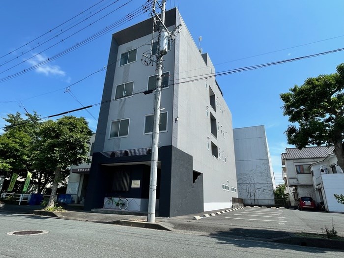 アンソレイユ塩町 住居 202号室 外観