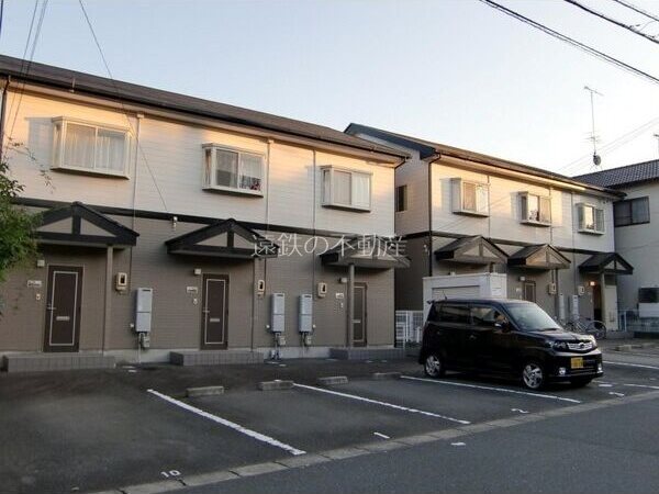 Surplus ミニオン B-2号室 外観