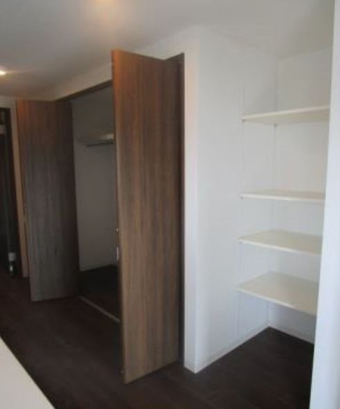 ル・リオン天王 玄関