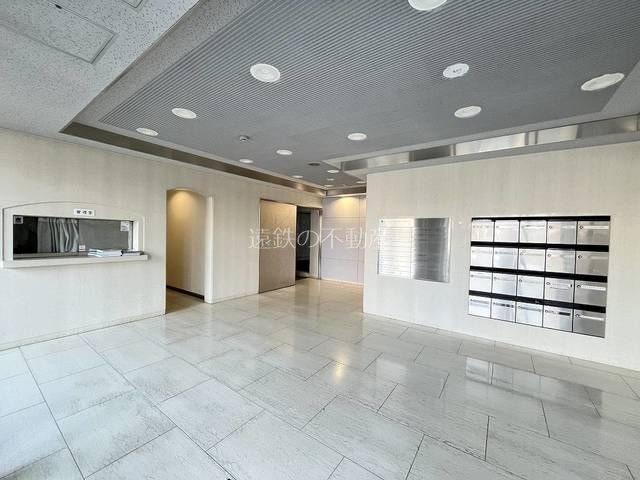 リアライズ山下町 ロビー