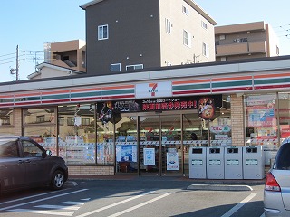ヘリオス佐藤 コンビニ