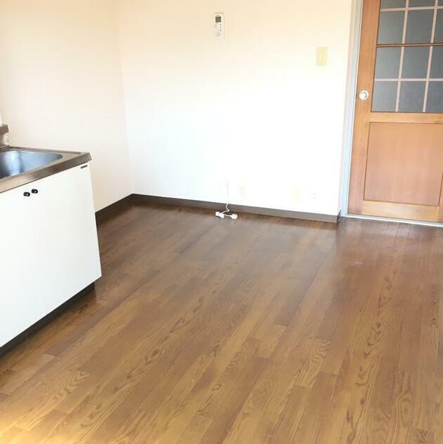 アゼリア リビング