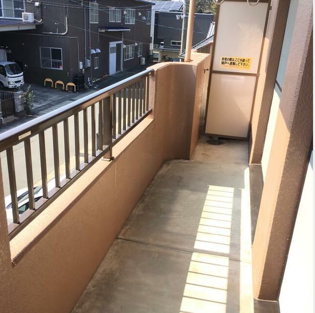 アゼリア ベランダ