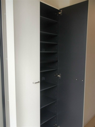 ル・コルビュジエⅡ 玄関