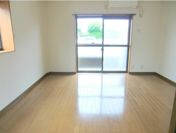 サンパレス金子２ ベッドルーム