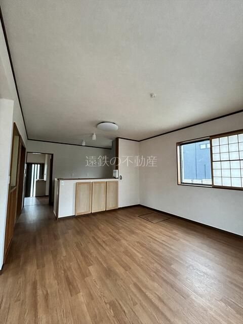 入野町　橋本様一戸建 リビング