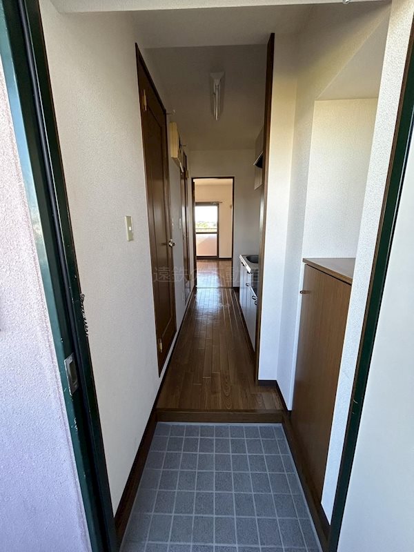 グリンデル　ワルト 玄関