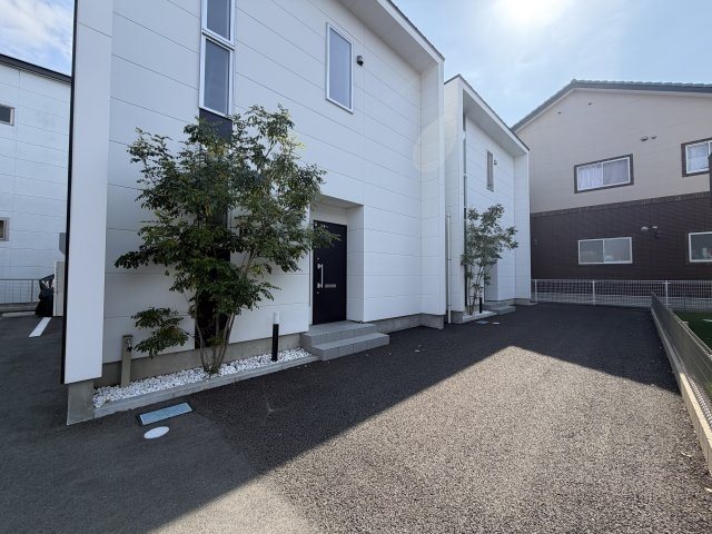 キャレブラン芳川 エントランス