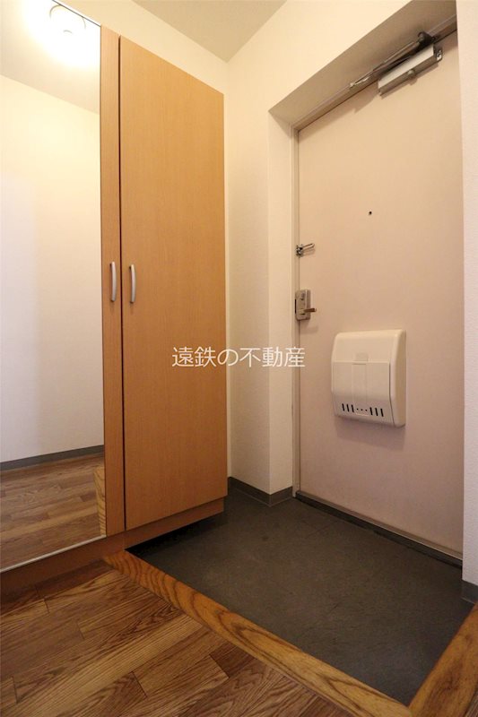 ラフォーレ向平 玄関