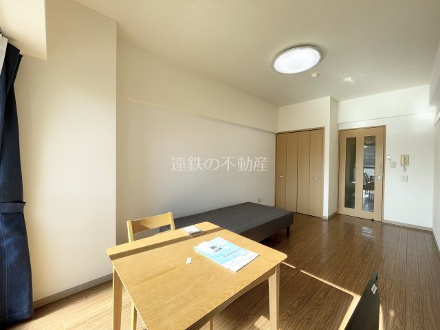 オグラビルディング リビング