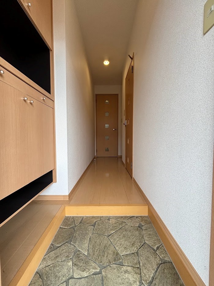 アービル篠原B 玄関