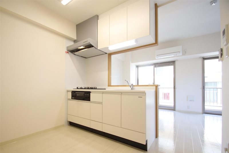 TRIBUTE元浜 キッチン