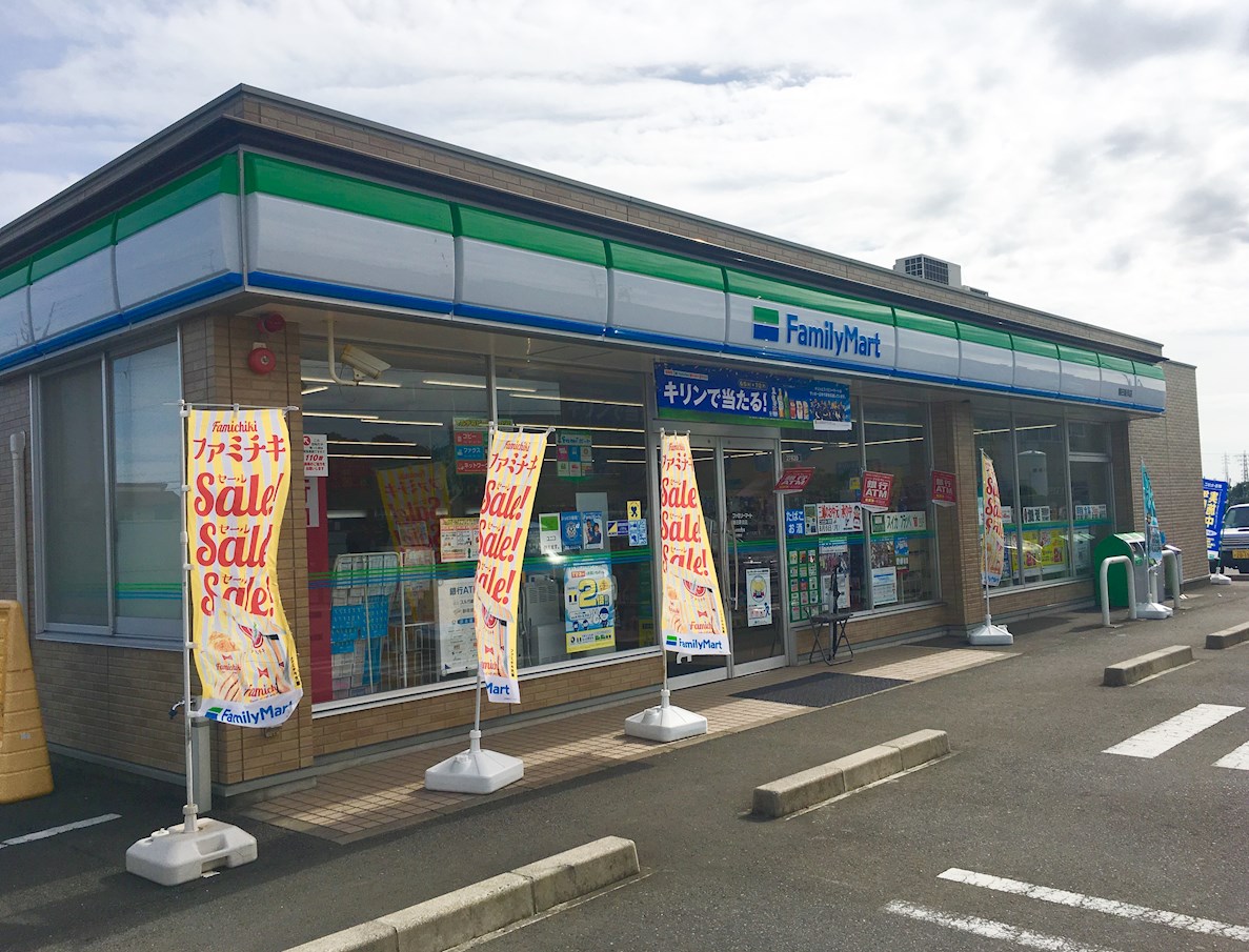 リュミエール コンビニ