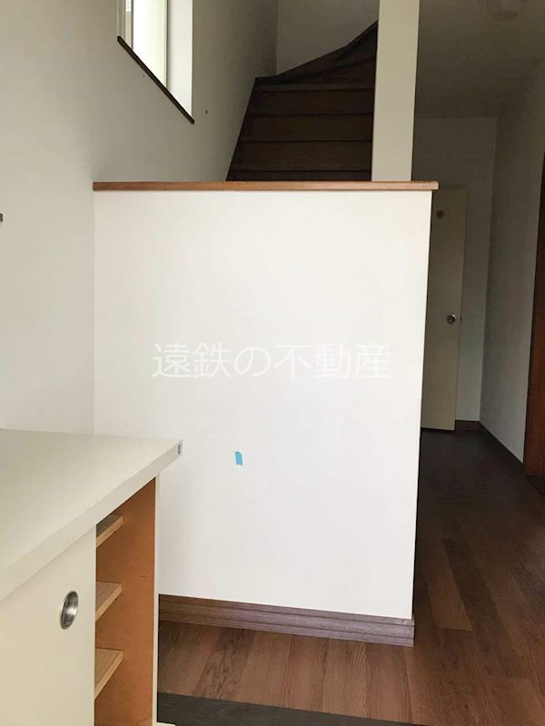 東三方テラスハウスC棟 玄関