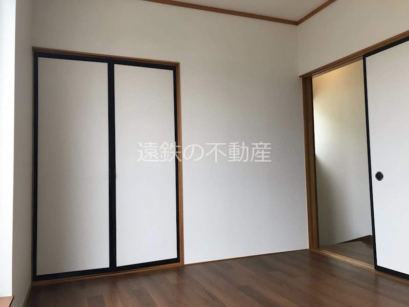 東三方テラスハウスC棟 ベッドルーム