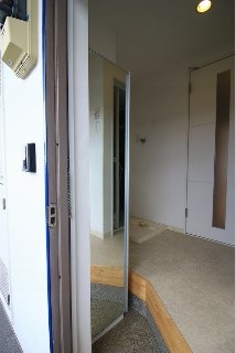 ハイライズHIRAI 玄関