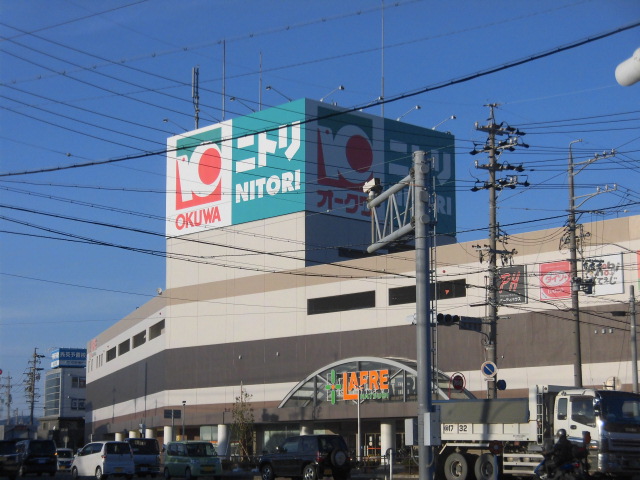 初生町貸家 ショッピング施設