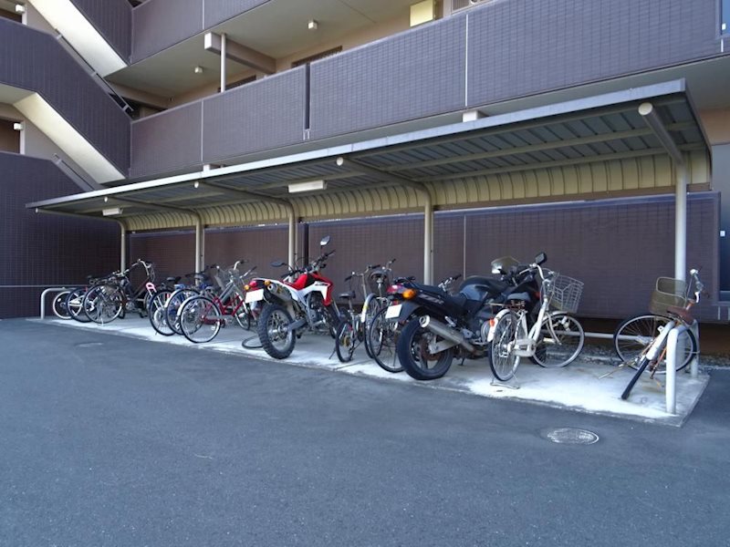 デラパーチェ その他外観1